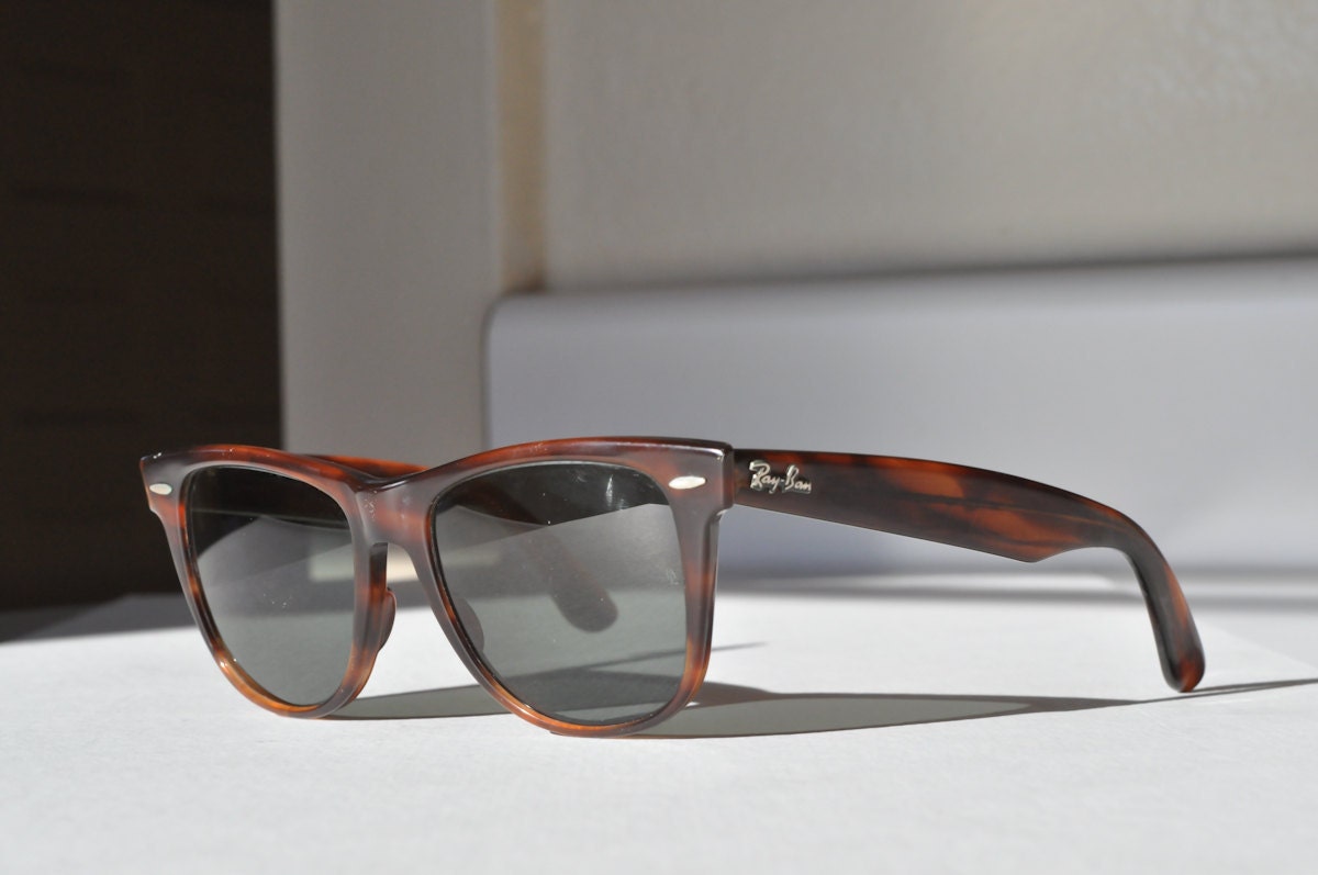 used ray ban wayfarer sunglasses