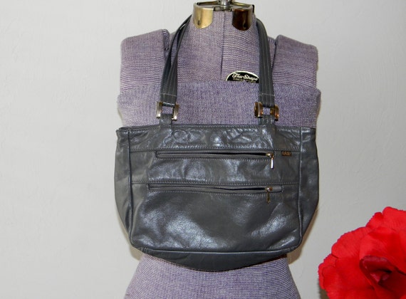 Vintage SAS Purse Hand Bag Grey Sas Purse by mrsfishesfunkystuff