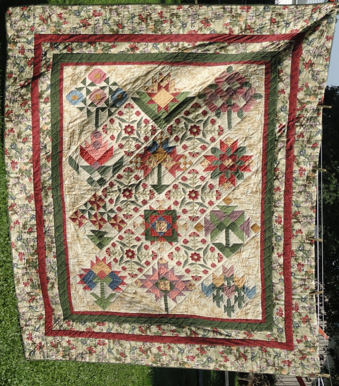 A Quilters Garden Handmade Queen Quilt With Original