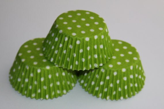 50 Lime Green and White Polka Dot Baking Liners Il_570xn