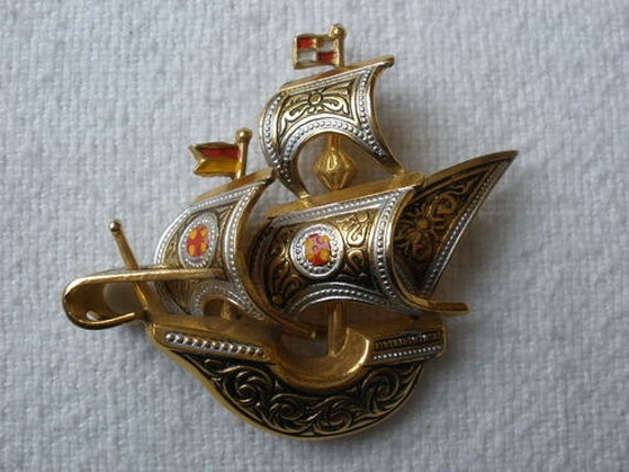 Vintage Pirate Ship Brooch