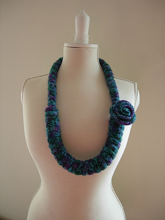 Items similar to Blue Knitted Necklace, Wool Necklace, Knitted Jewelry
