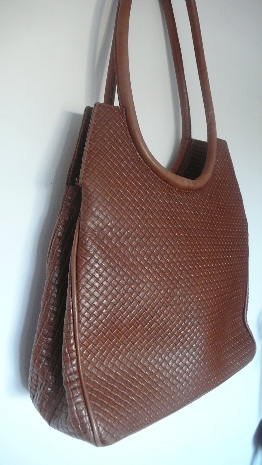 Caramel leather handbag Made in Spain vintage leather