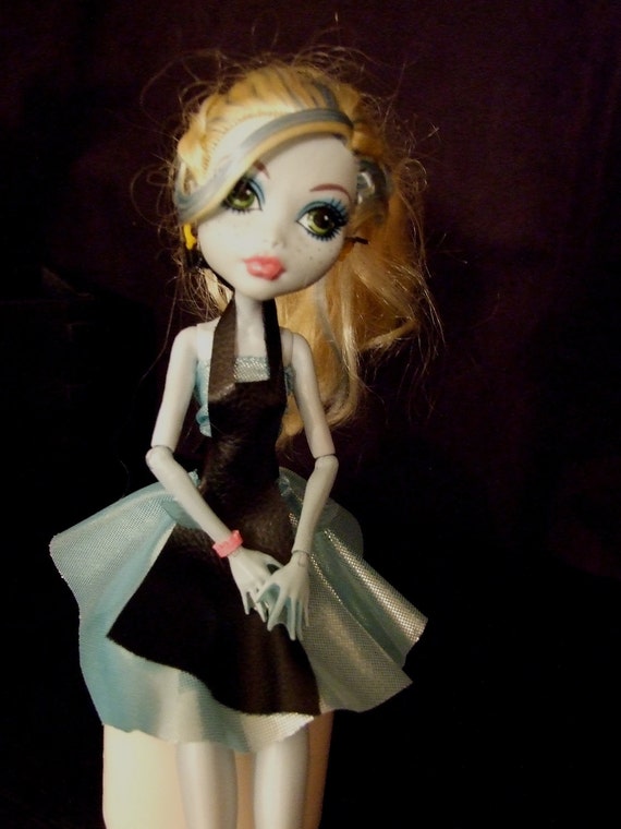 monster high alice in wonderland