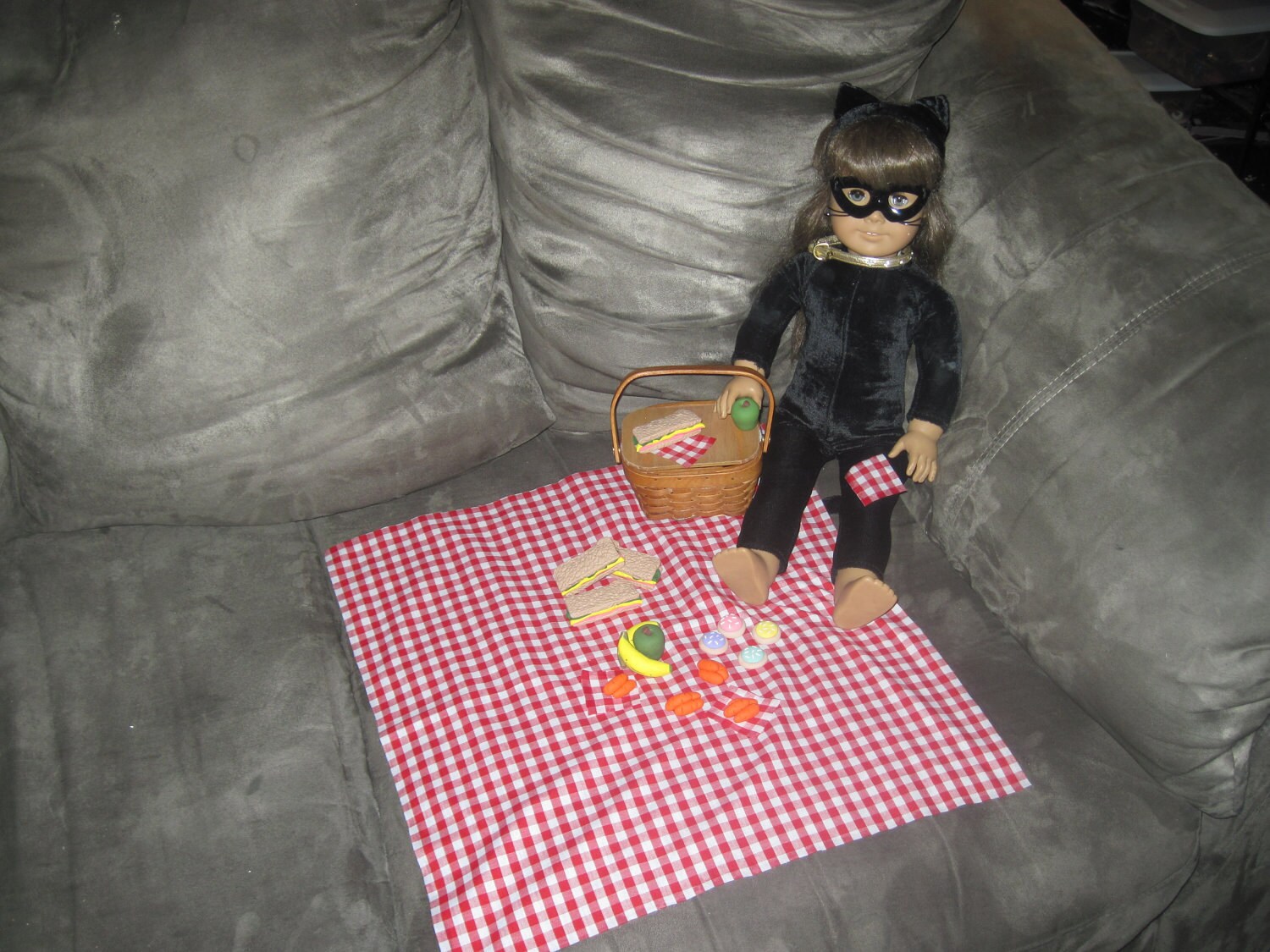 BIG American Girl Doll Picnic basket set for 24 dolls price