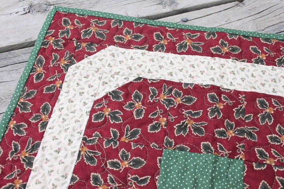 christmas  Square  Christmas Burgandy,   and  Runner table Table  cream   Green Cream runner