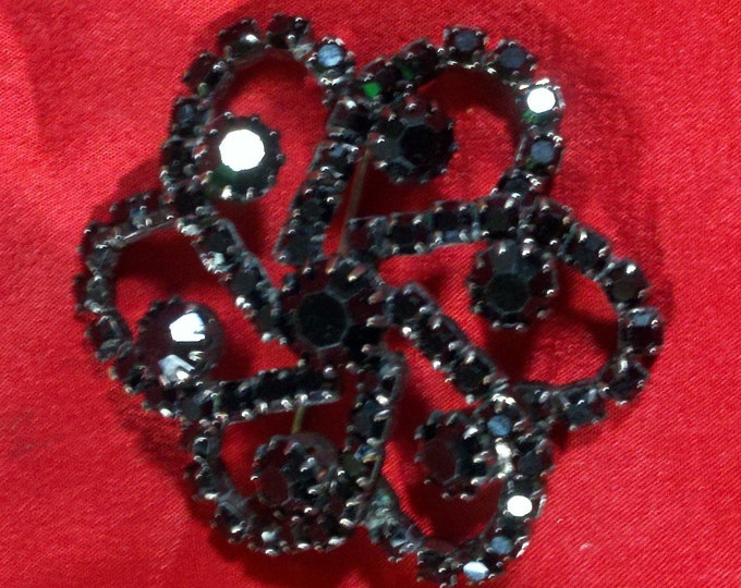 FREE SHIPPING Black rhinestone brooch pin, prong set japanned brooch, bold, and impressive.