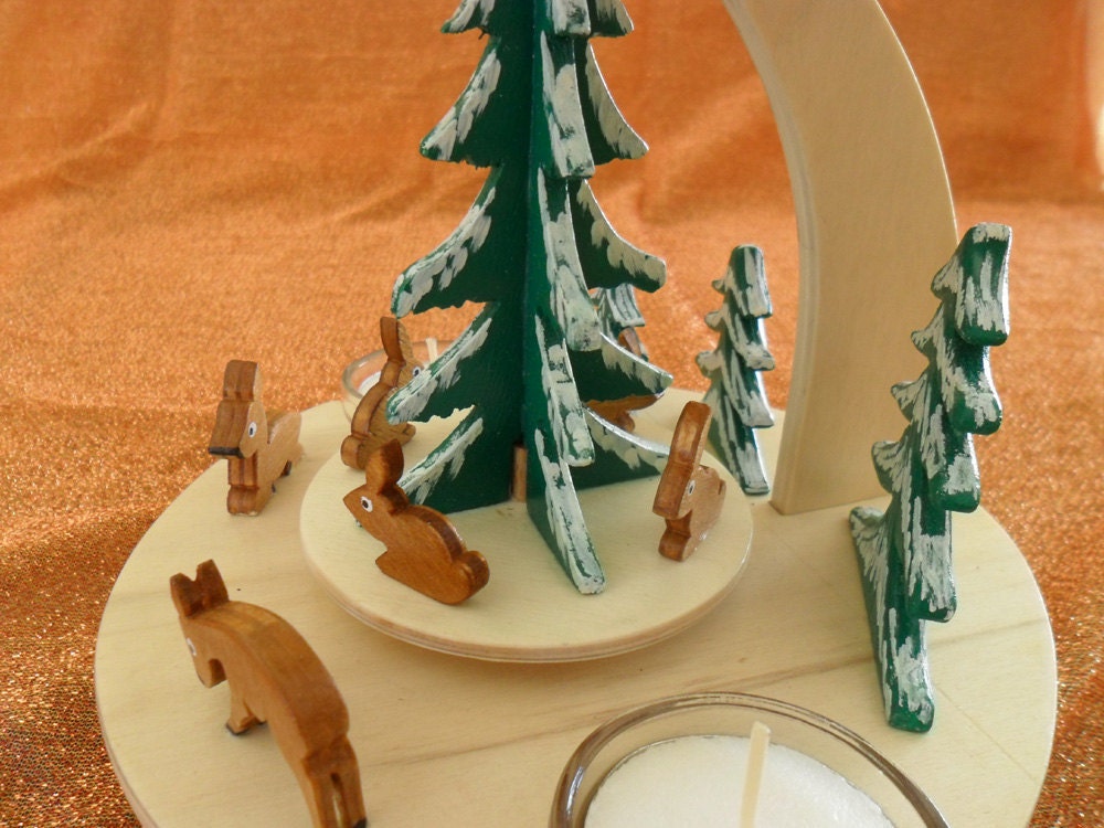 UNIQUE HANDMADE GERMAN Christmas Pyramid Wood Winter