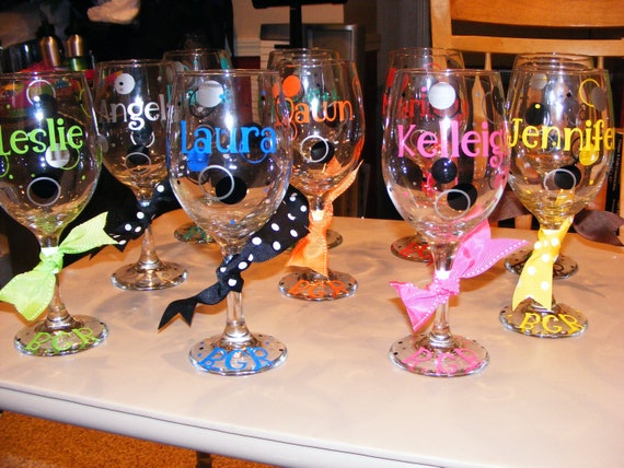 Items similar to Personalized/decorated Wine Glasses 20 oz. on Etsy