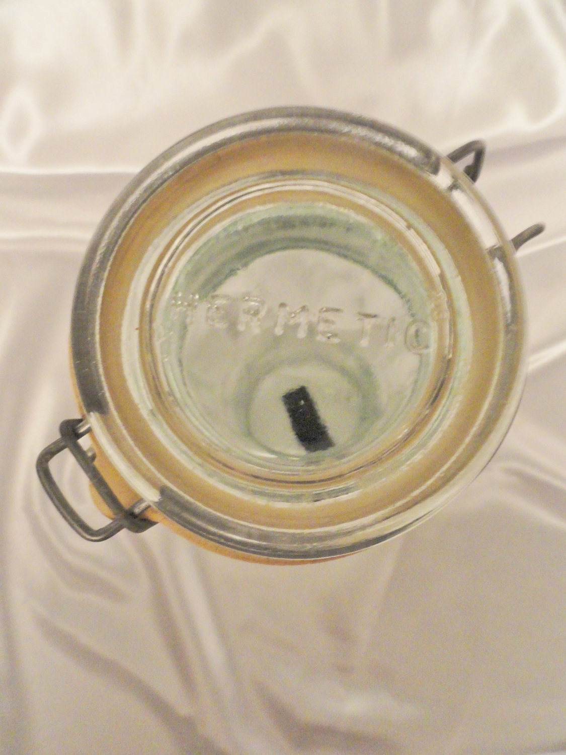 1960s Hermetic glass jar Made In Italy very heavy has glass