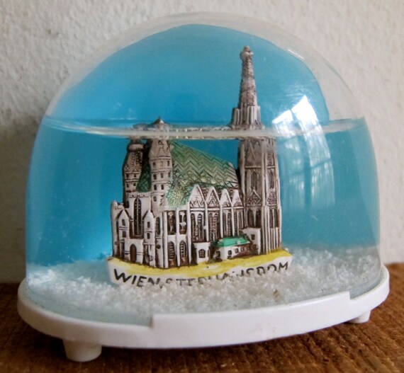 Vienna Austria Snow Globe WIEN STEPHANSDOM Made in Germany