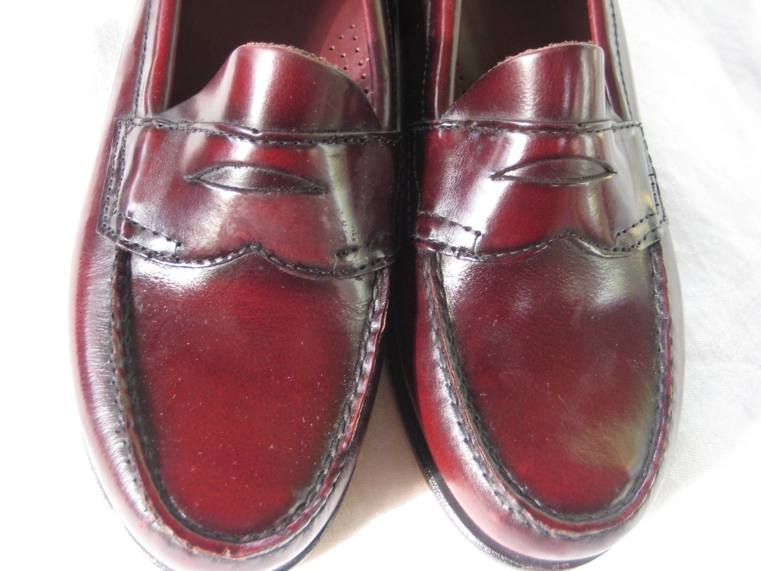 Vintage burgundy Bass Weejuns Penny Loafers by SusieQsFlashback