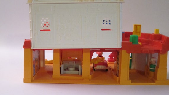 vintage fisher price main street