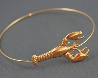Beach Bagle, Gold Bracelet, Gold bangle, Gold lobster modern thin bangle