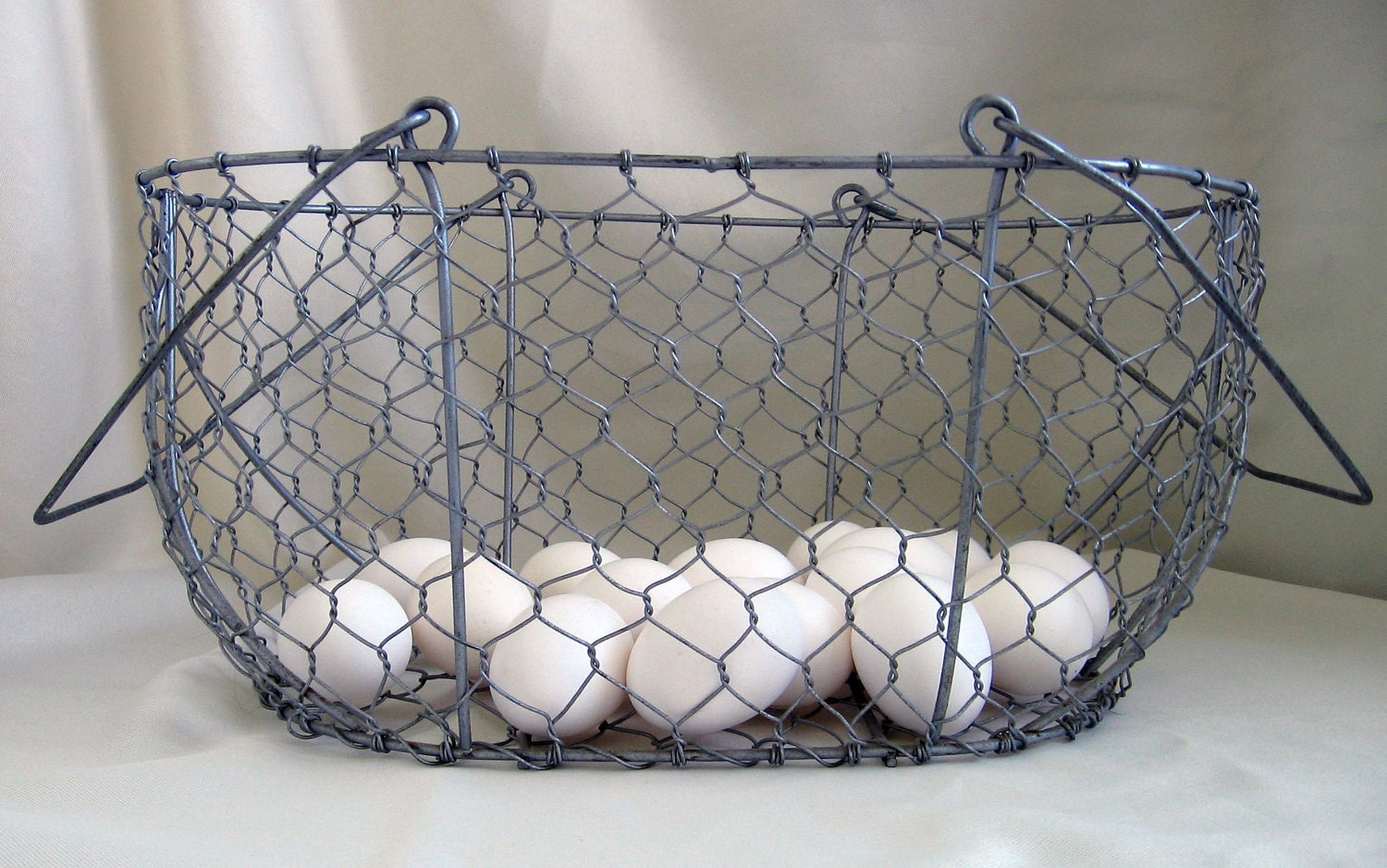 Vintage Farmhouse Wire Egg Basket