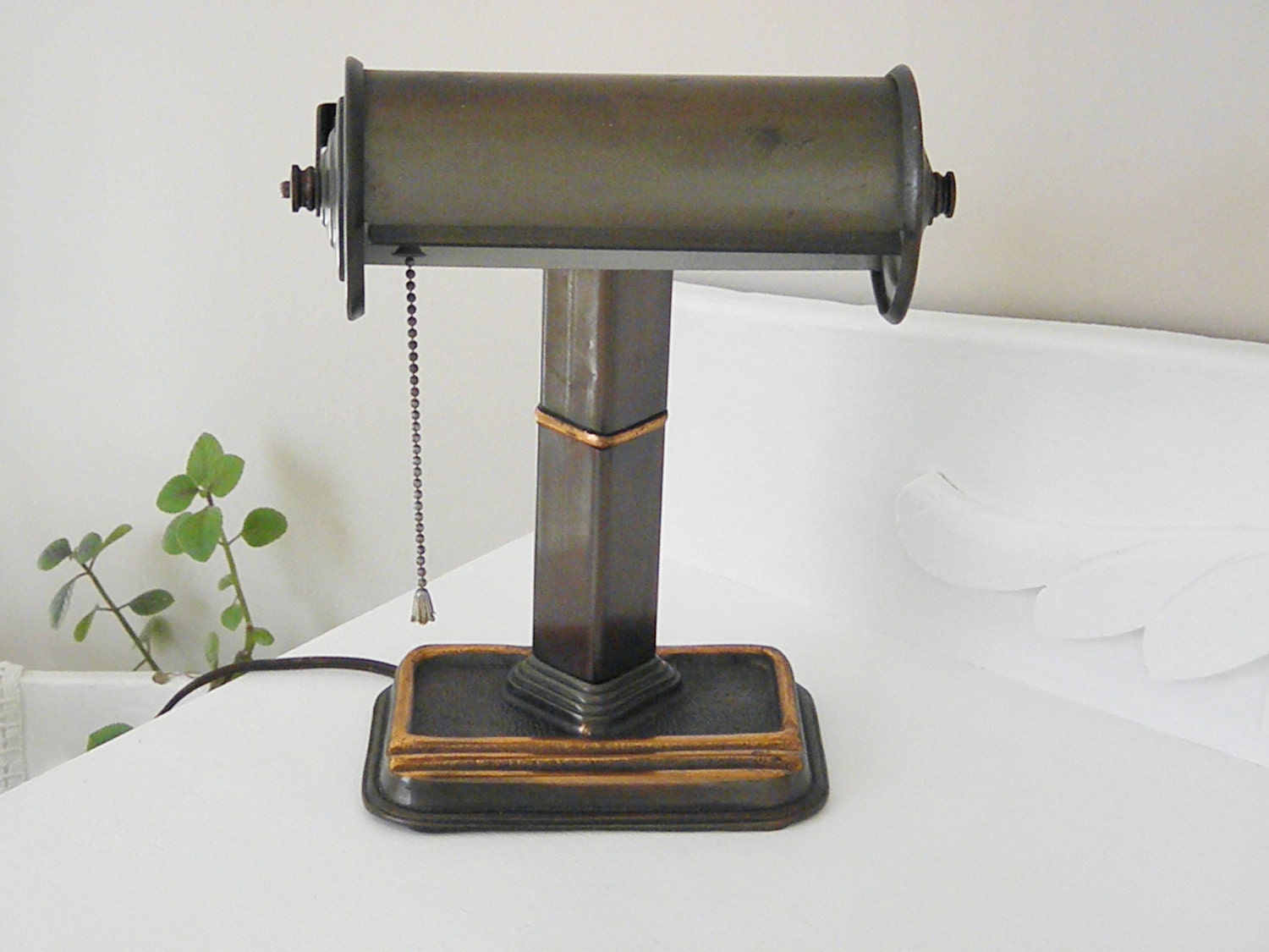 Vintage Art Deco Brass Desk Bankers Lamp