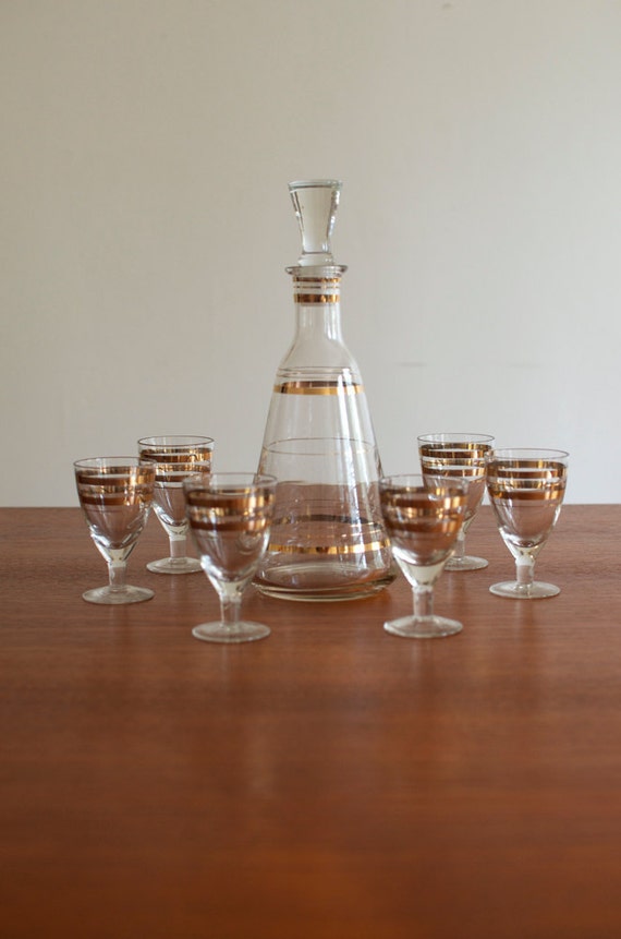 Vintage Gold Rimmed Decanter and Liquor Glasses by HouseofSeance