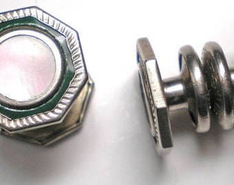 Green Enamel, MOP Snap Cuff Links Vintage Item No: 16073