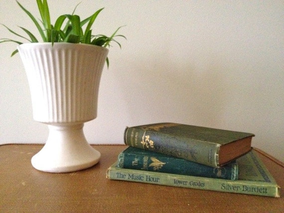 McCoy Planter White Pottery Vase 1974 By Charliesnest On Etsy