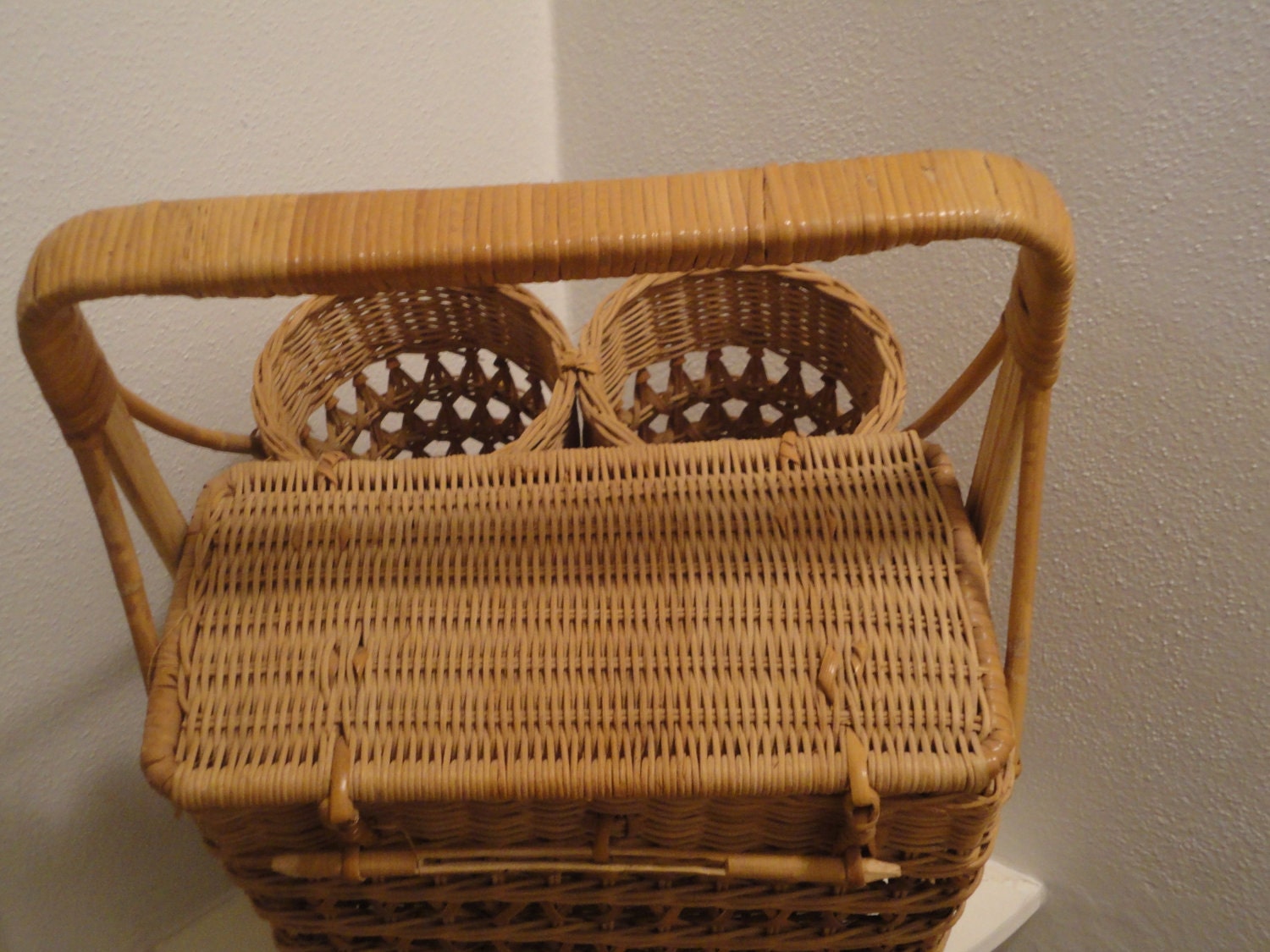 Vintage Wicker Picnic Basket With Two Wine Bottle Holders