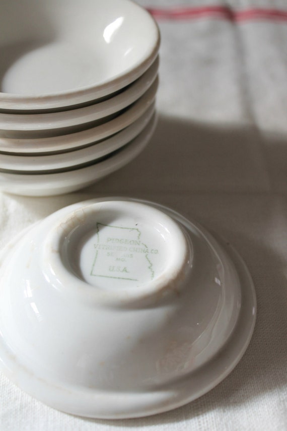 Set of 6 Small Ironstone Dishes