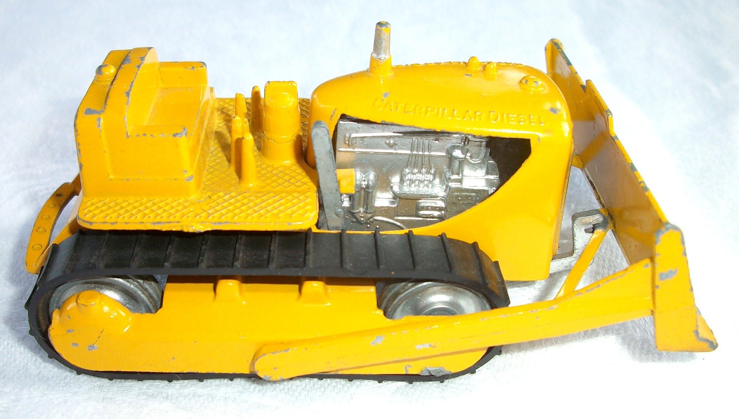 caterpillar toy bulldozer