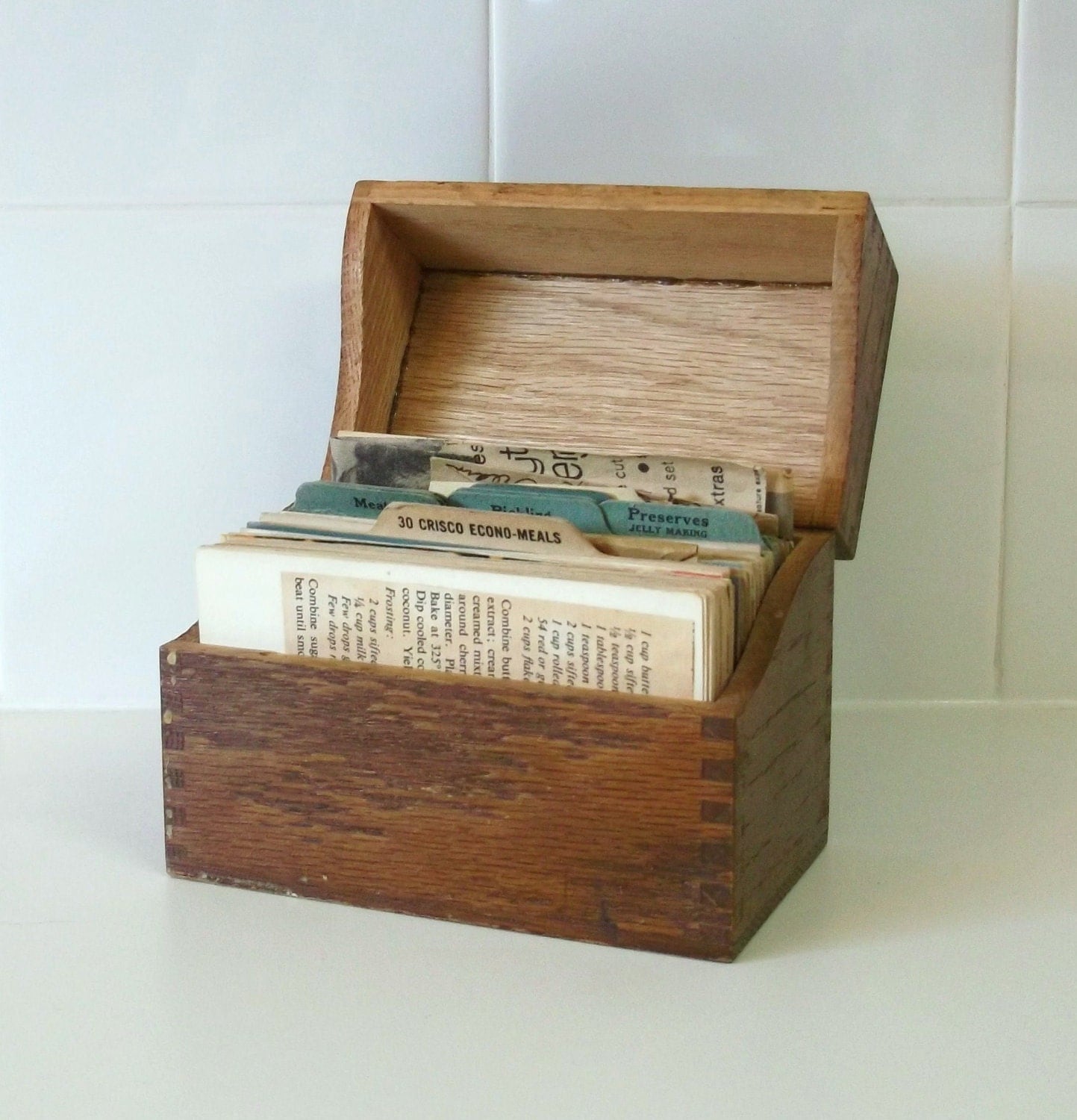 Wooden Recipe Box with Vintage Recipe Cards