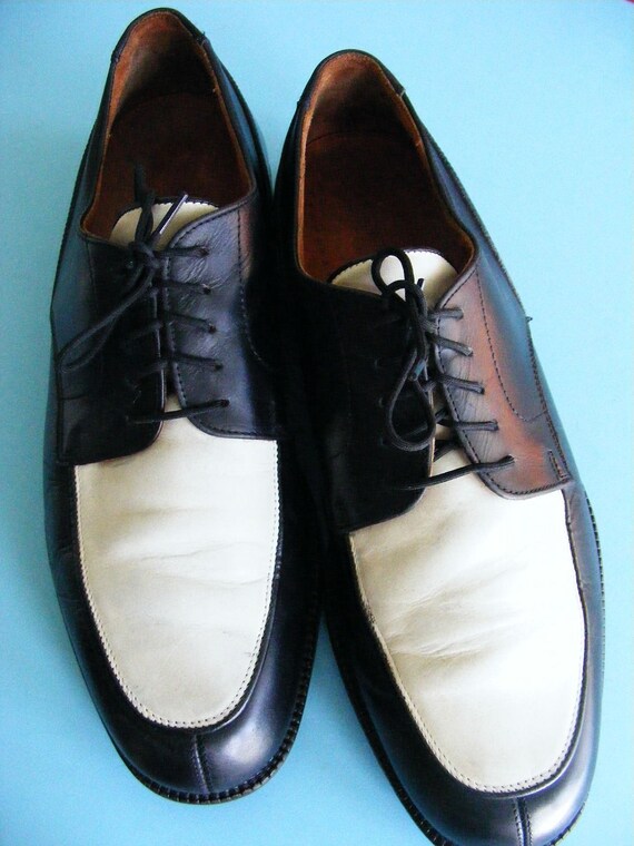 Vintage Men's Two Tone Black and White Shoes Retro Size 9