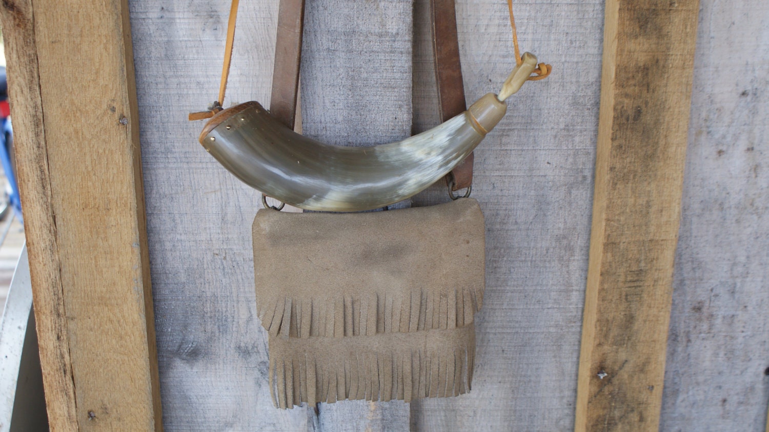 Vintage Powder horn and Possibles Bag