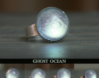 Ghost Ocean Silver Blue and Green Color Shifting Ring