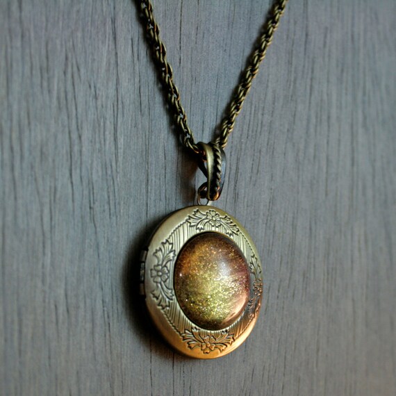 Firefly Serenity Color Changing Antique Bronze Locket