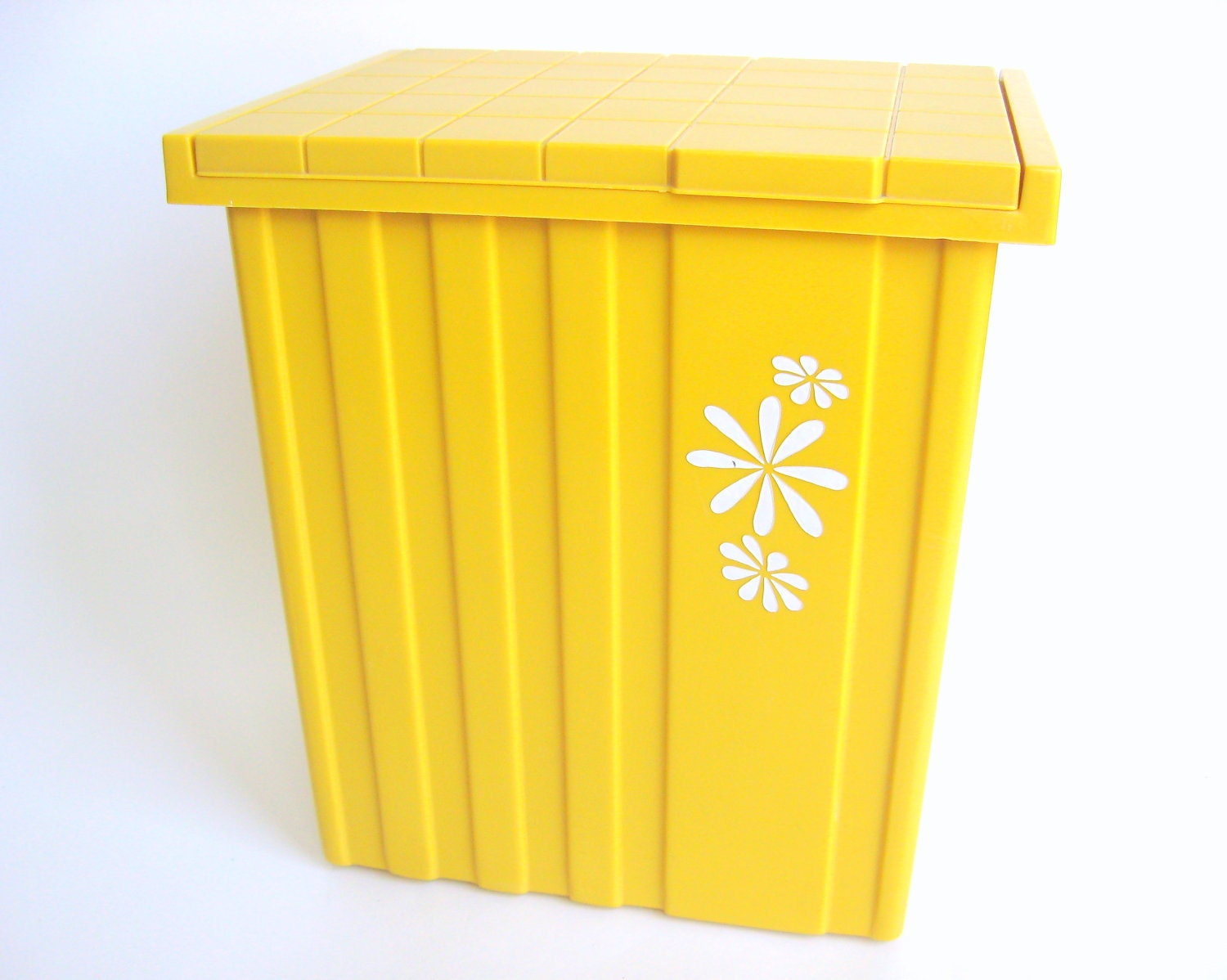 Vintage Fesco Waste Basket Yellow & White Daisies Retro