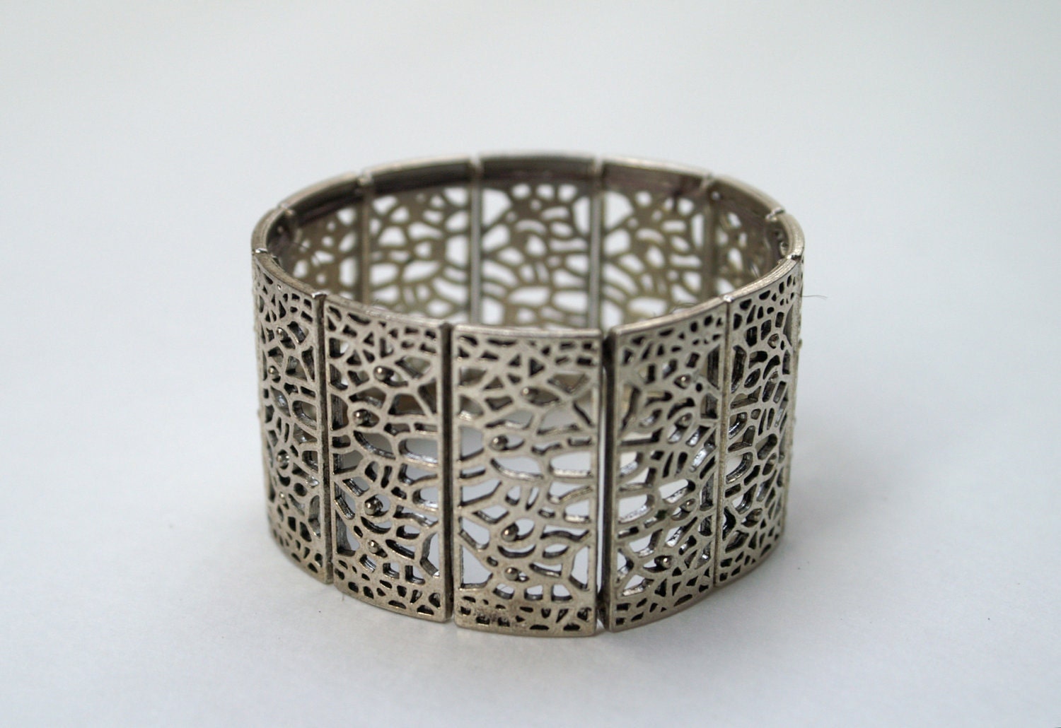 Vintage Silvertone Wide Stretch Bracelet with by RinnovatoVintage