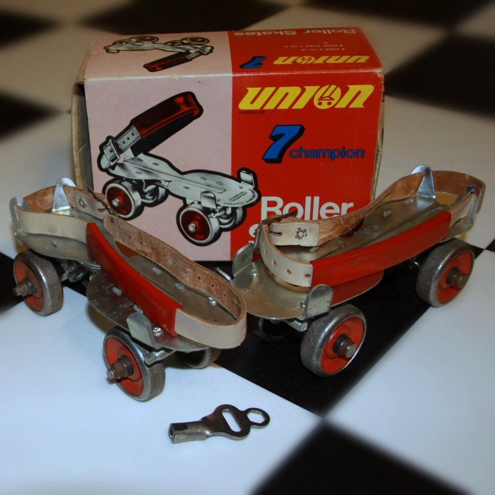 50s 60s Union Roller Skates with skate key and box