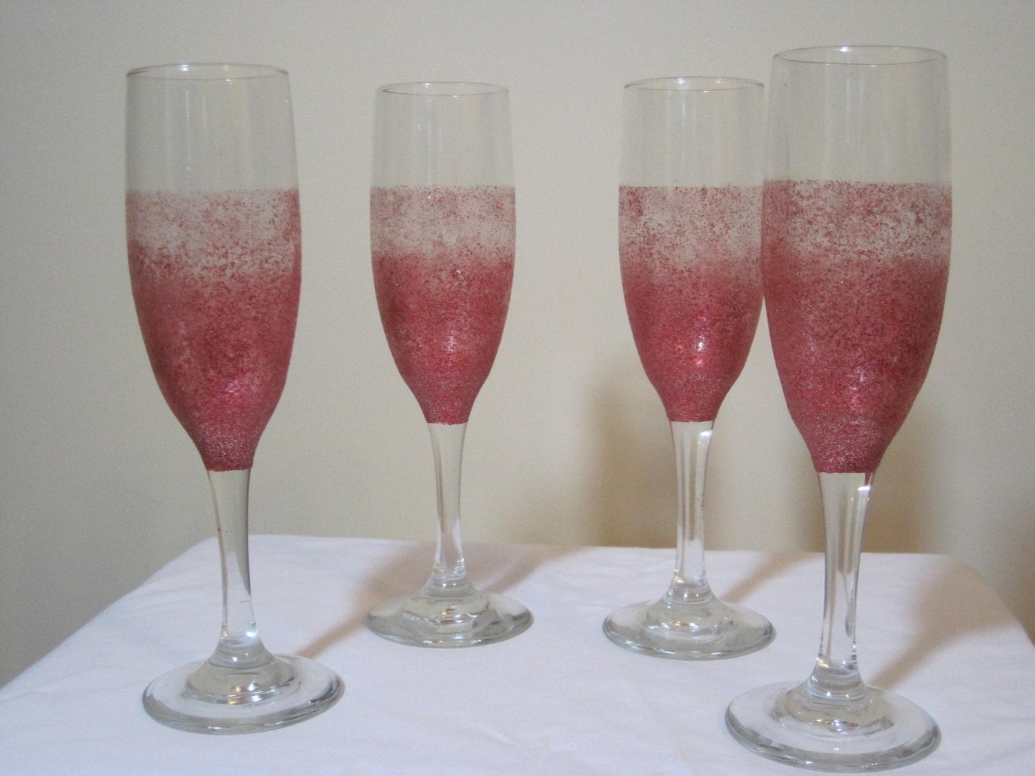 Red Glitter Champagne Flutes