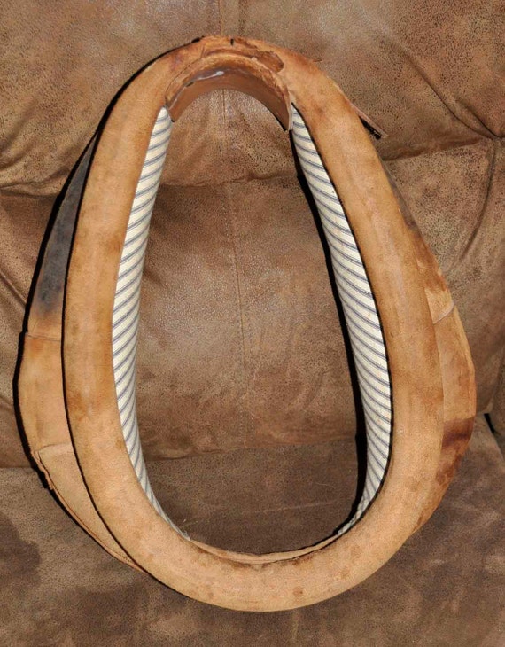 Items similar to MULE / HORSE Collar on Etsy