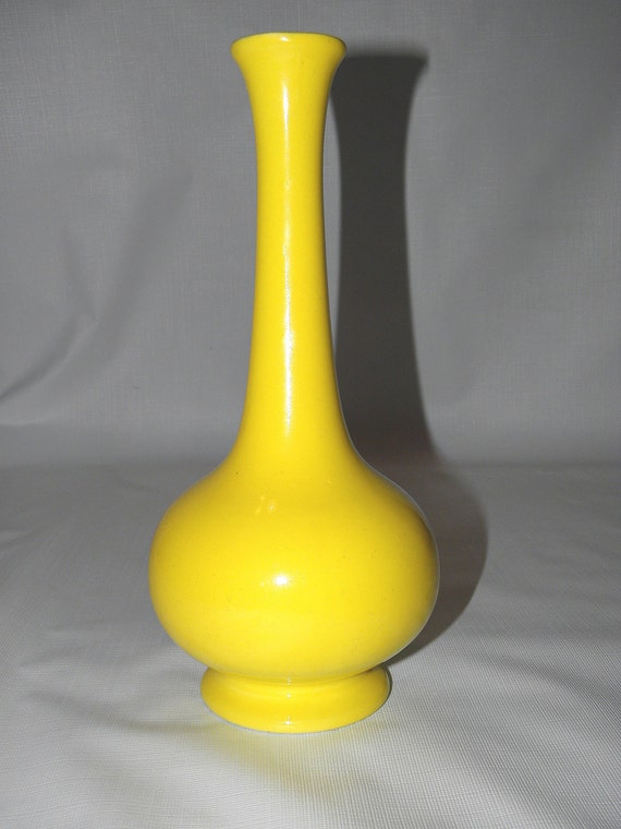 Vintage Collectibles Yellow Royal Haeger Pottery Bud by Krajs