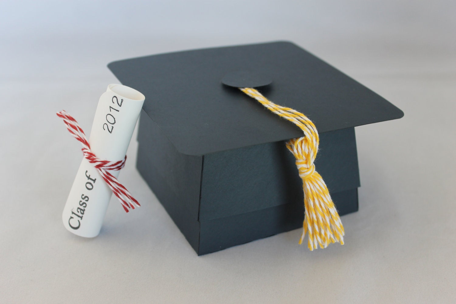 Download Graduation Cap Favor Box