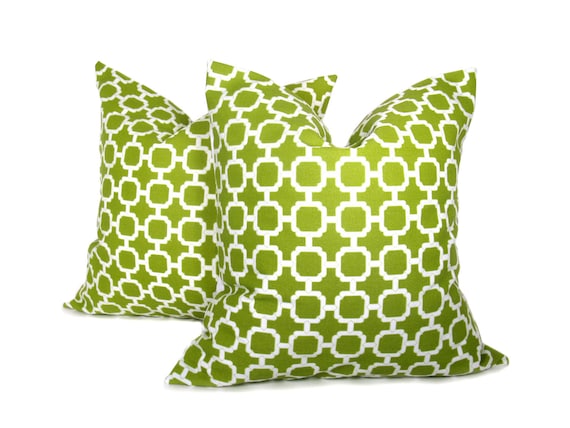 Items similar to Green Pillow Outdoor Pillow Decorative Green Pillow PILLOW SETS, Accent pillow ...