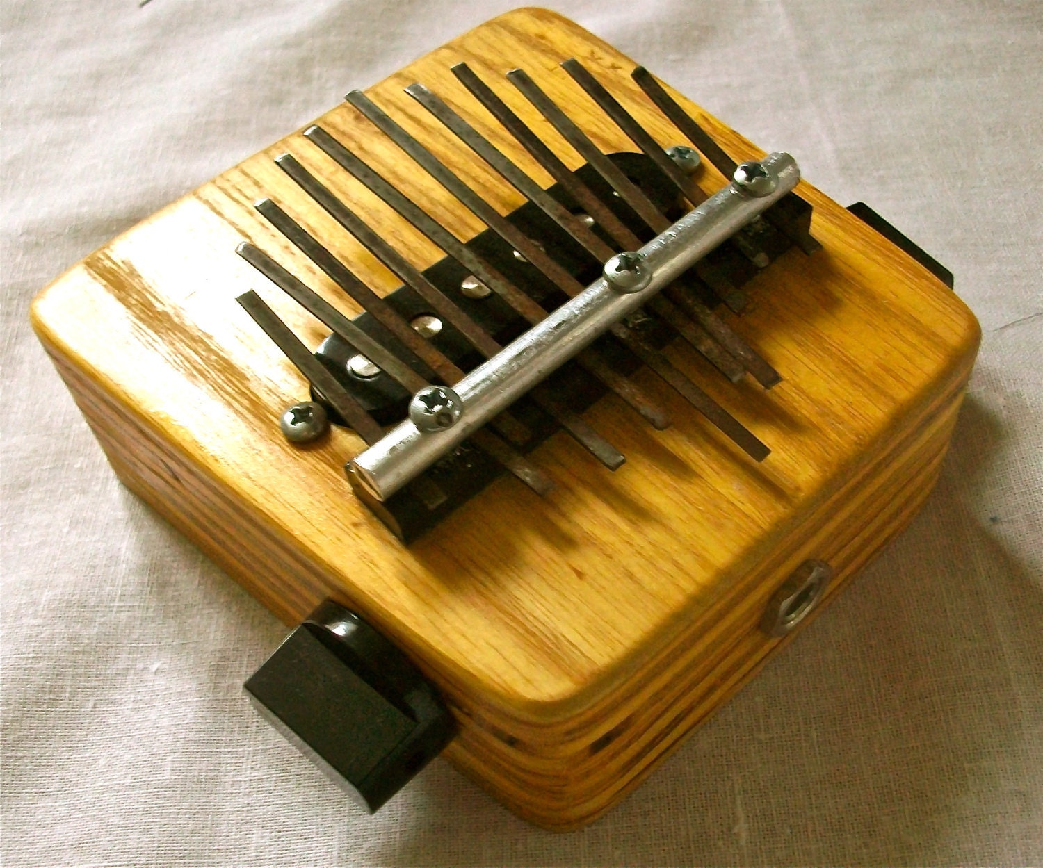 Electric Kalimba in F thumb piano