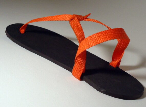 huarache sandals barefoot