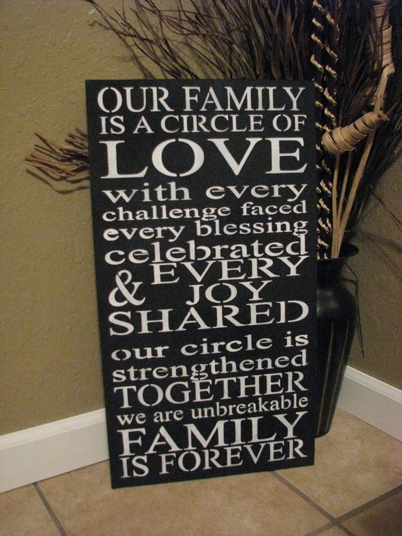 Our family sign by Taylorsboutiquesigns on Etsy