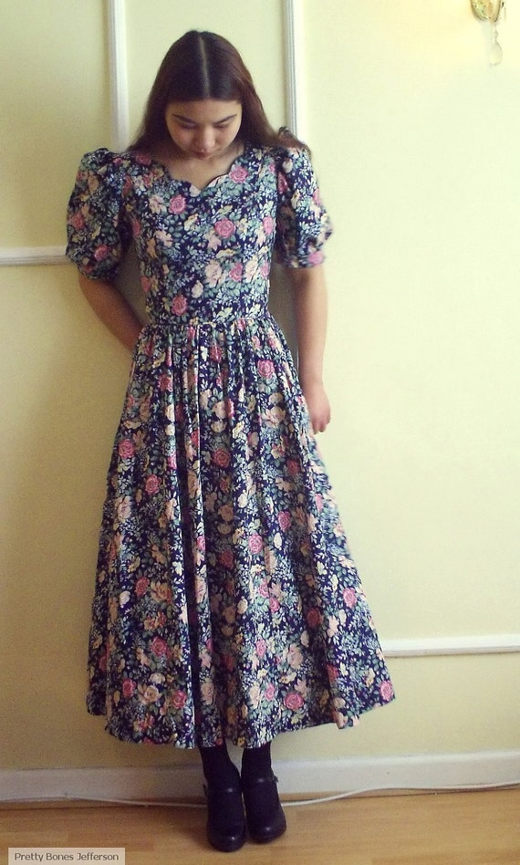 80s LAURA ASHLEY dress floral print rose mint condition