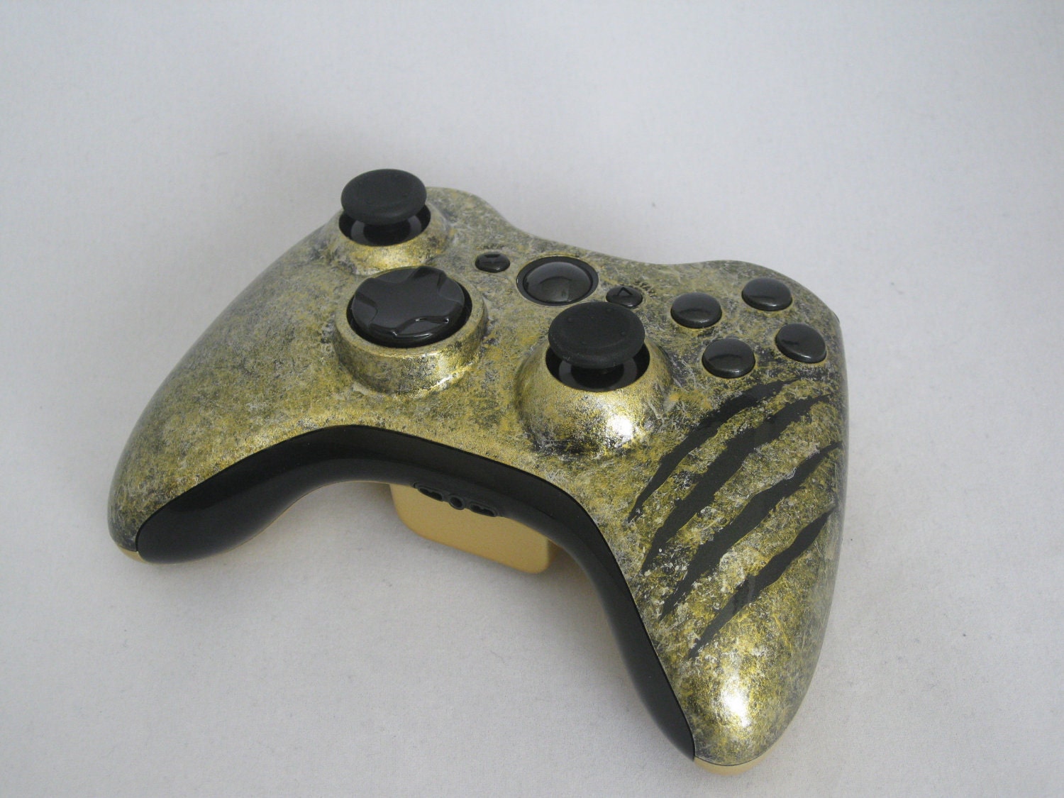 Custom painted Xbox 360 controller by CondemnedCustoms on Etsy