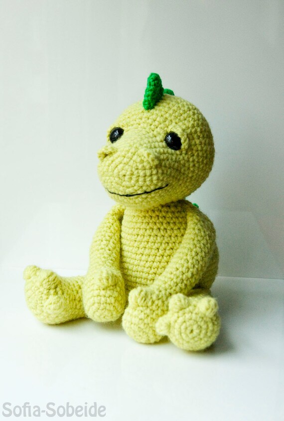 Dragon pattern PDF - crocheted amigurumi, soft toy