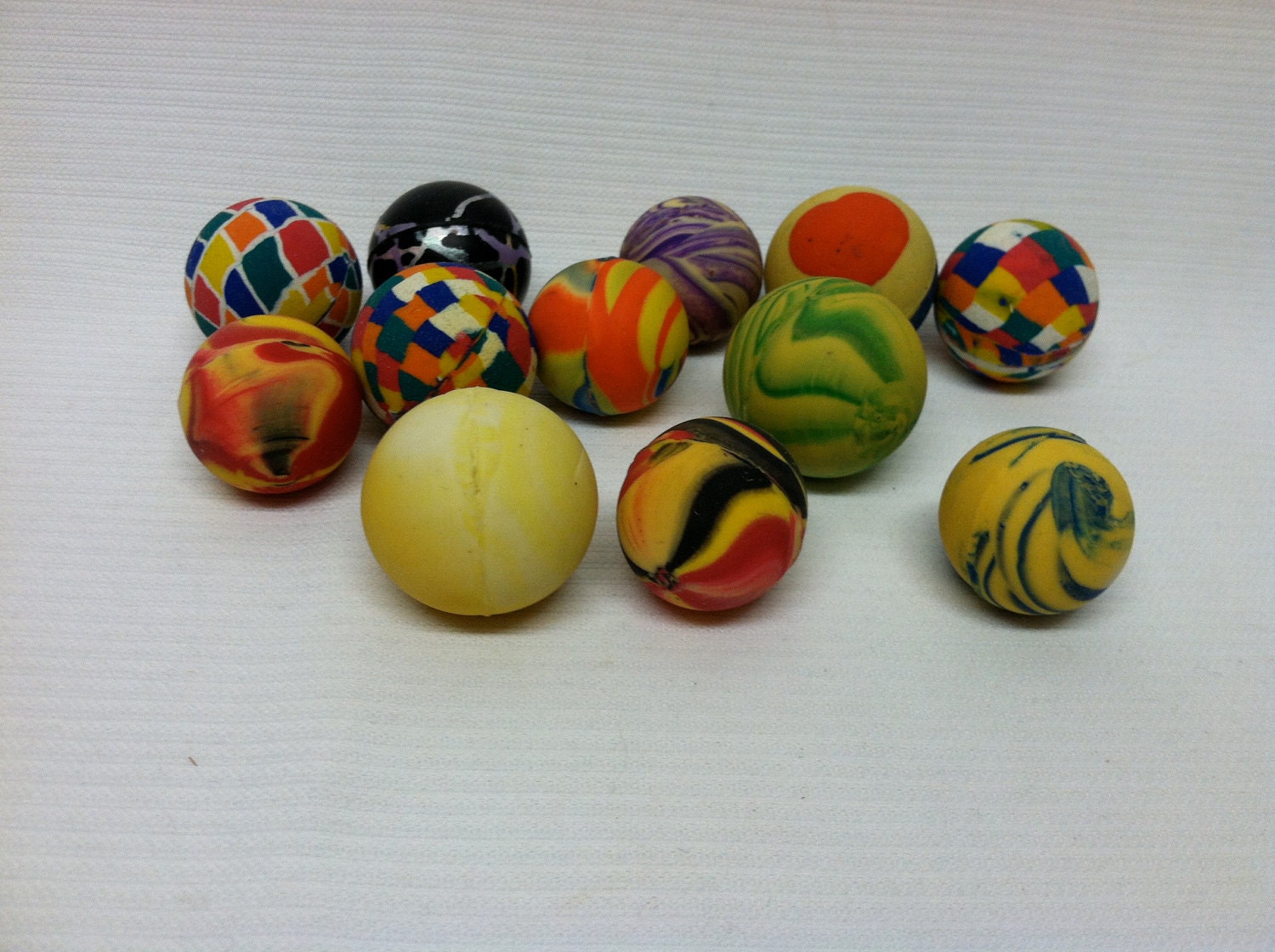 Vintage rubber balls kids birthday party by ChildrenDreamBig