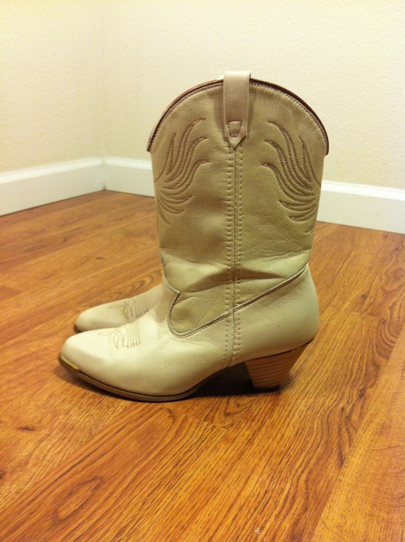 ivory cowgirl boots