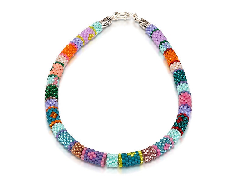 Mexican jewelry Beaded pattern necklace by chajadana on Etsy