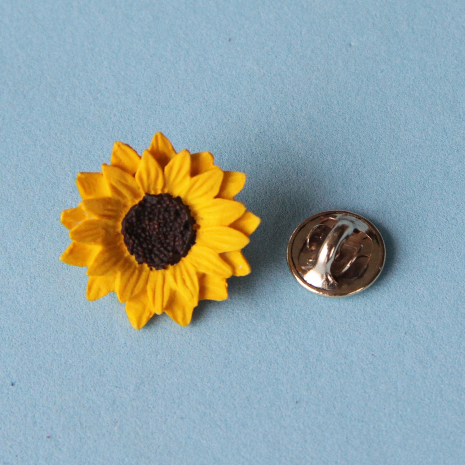 Sunflower Lapel Pin by carolhurst1 on Etsy