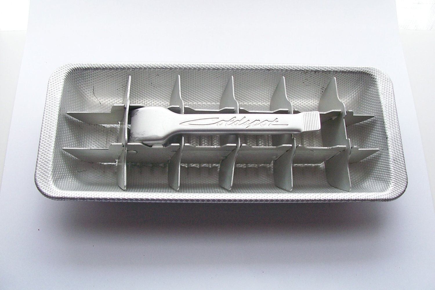 Coldspot Aluminum Lever Action Ice Cube Tray